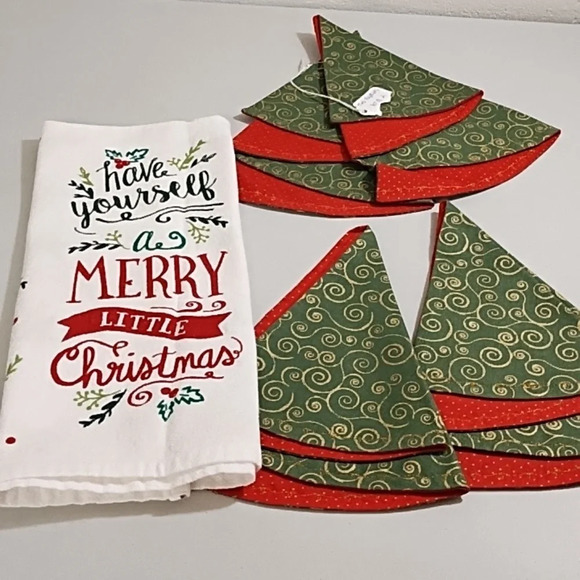 Tea Towel & 4 Handcrafted Napkins Folded into Christmas Tree's Gold Stitching - Picture 12 of 12